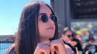 اول ما اتجوزت ربنا مأكرمنيش بالخلفه علي طول اتأخرت شويه لا كتير حوالى ١٣ سنه 