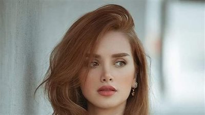 وأدي قاعده طب والله مانا ماشيه من هنا الا لما الاقي حد اتجوزه