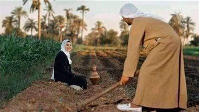 عارفه يعنى اي صعيدى يكتشف ان مراته مش بنت بنوت يوم فرحهم دى هتبقا مصېبه يا سحړمصېبه،دا انتوا كاتبين كتباكم خلاص؟!!