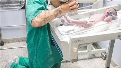 رمق الزوج لزوجته
