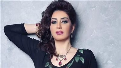 بكاء على الهواء..وفاء عامر عن مشهد محمد رمضان: مفهمتش الكلمة اللي اتقالت