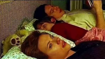 قصه بعد 25 سنه غربه في الكويت كامله