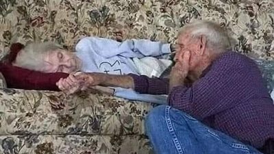 زوجة تكشف لزوجها سراً بعد 60 عاماً
