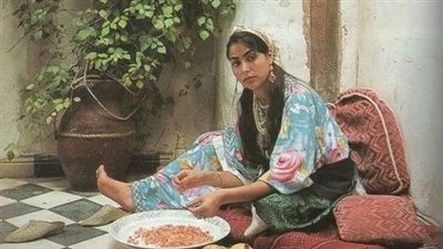 قصه فى اول اسبوع زواج ليه حماتى اخبرتنى كامله