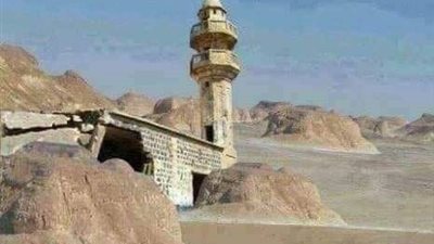 قصه تقشعر لها الاجسام ركبنا أنا و خالي سيارتنا وأخذنا طريق العودة بعد أن صلينا الجمعة في مكة وبعد قليل