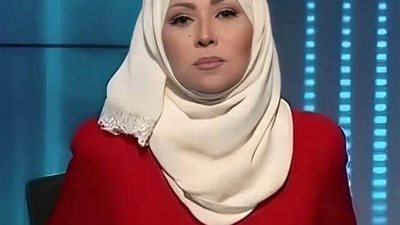 تقول اﻹعلامية الجزائرية خديجة بن ڤنة