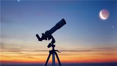 البحوث الفلكية يعلن موعد أول أيام عيد الفطر المبارك 2025