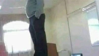 دكتور الجامعه والطالب المشاغب