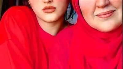 أرملة لديه ابنة