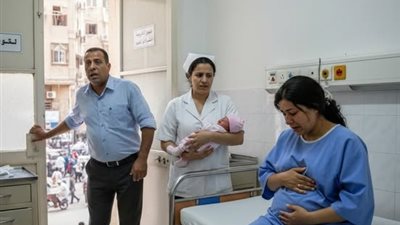 ترك زوجته من أجل السكرتيرة